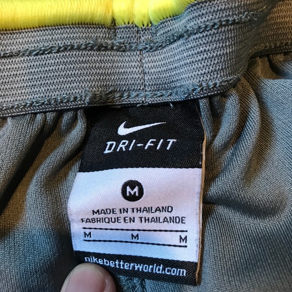 Nike shorts - Picture 3 of 3